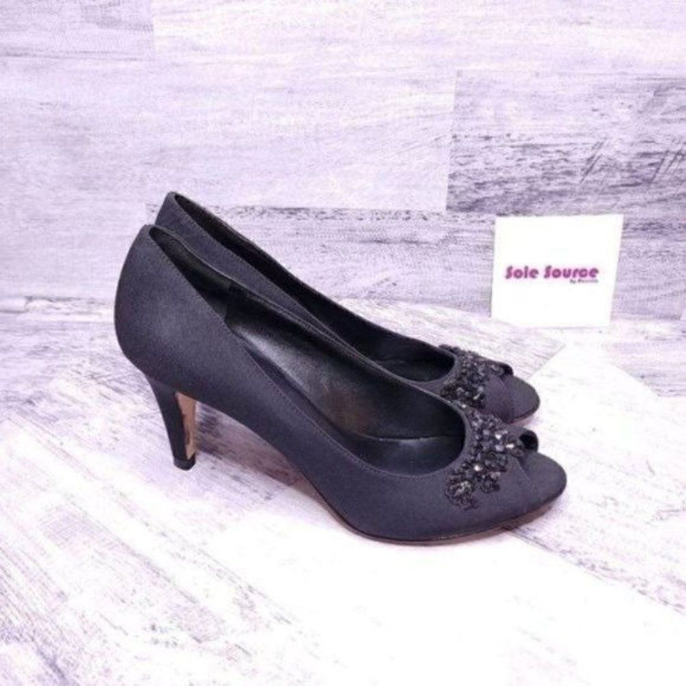 Banana Republic Jewel Fabric Peep Toe Dress Pump Black Women's sz 6.5